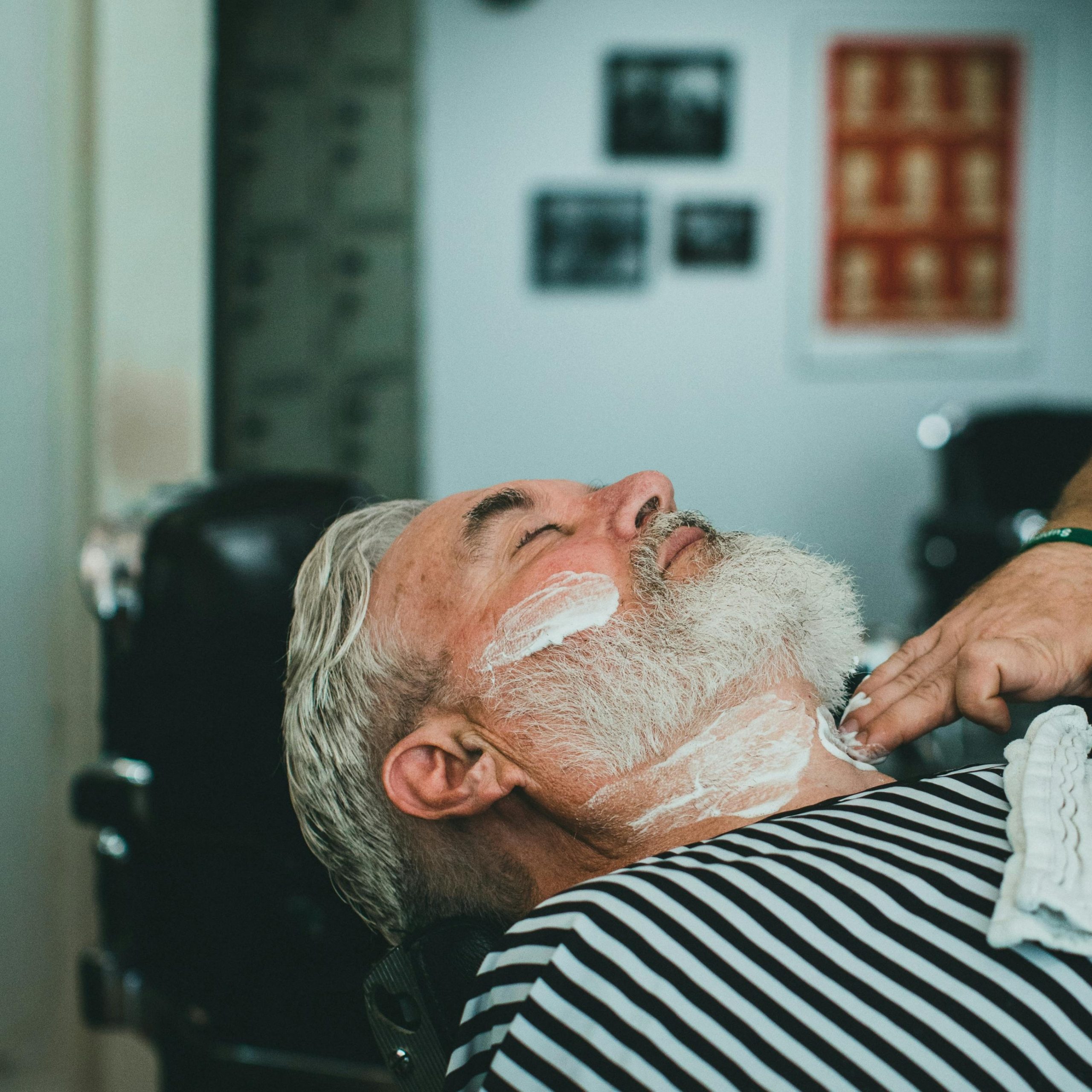 Bart und Nassrasur Service